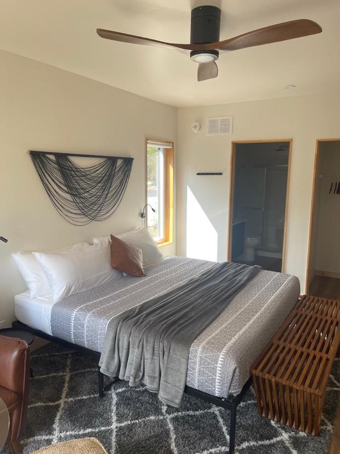 Stone Cove Waterfront Adults Only B&B Tobermory Esterno foto