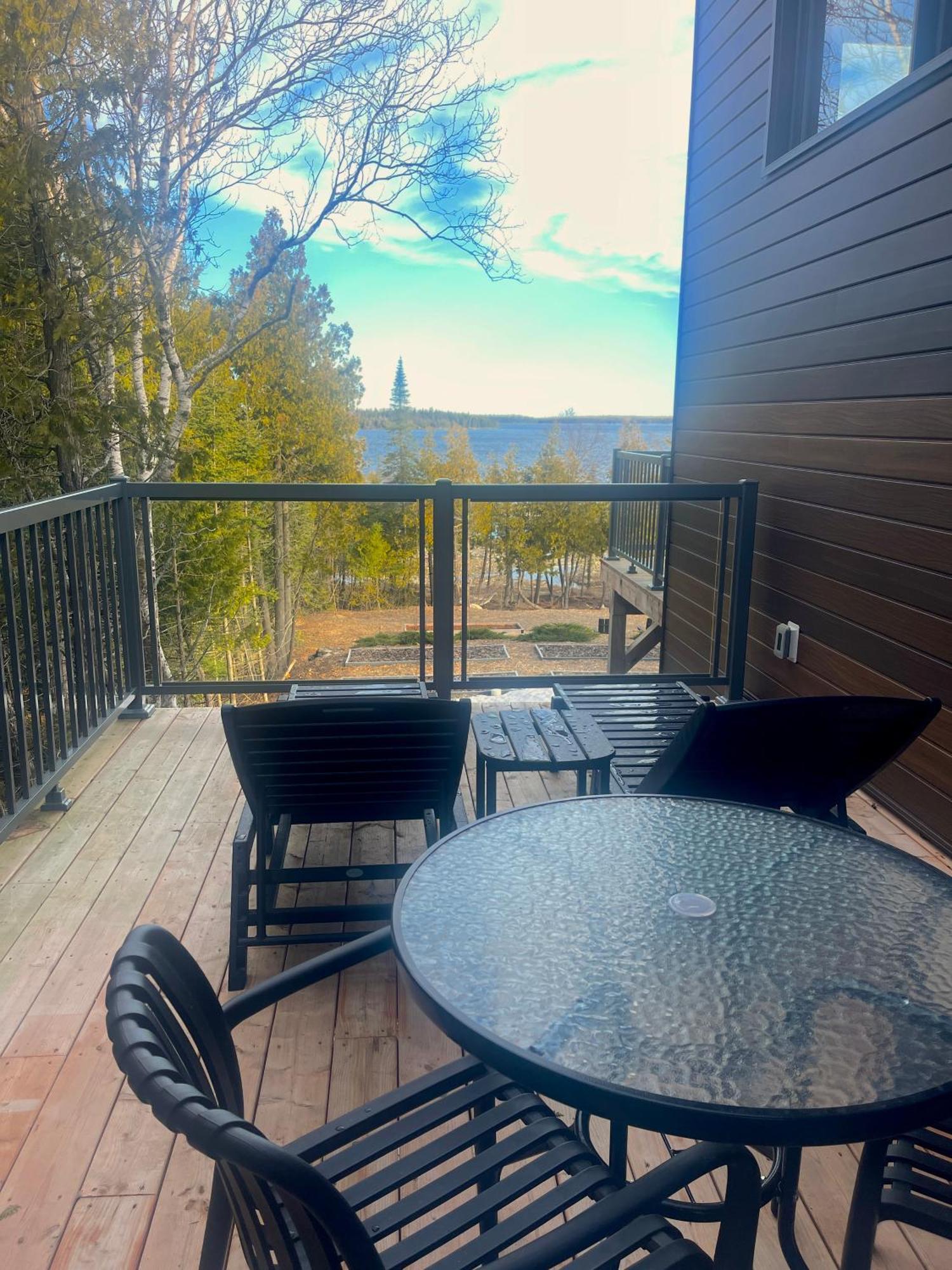 Stone Cove Waterfront Adults Only B&B Tobermory Esterno foto